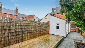 Photo 16- click for photo gallery